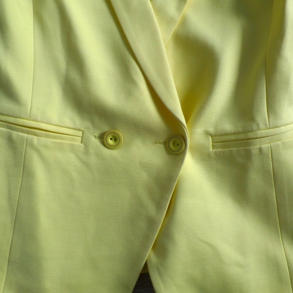 TED BAKER Women's Yellow Blazer - Picture 3 of 6